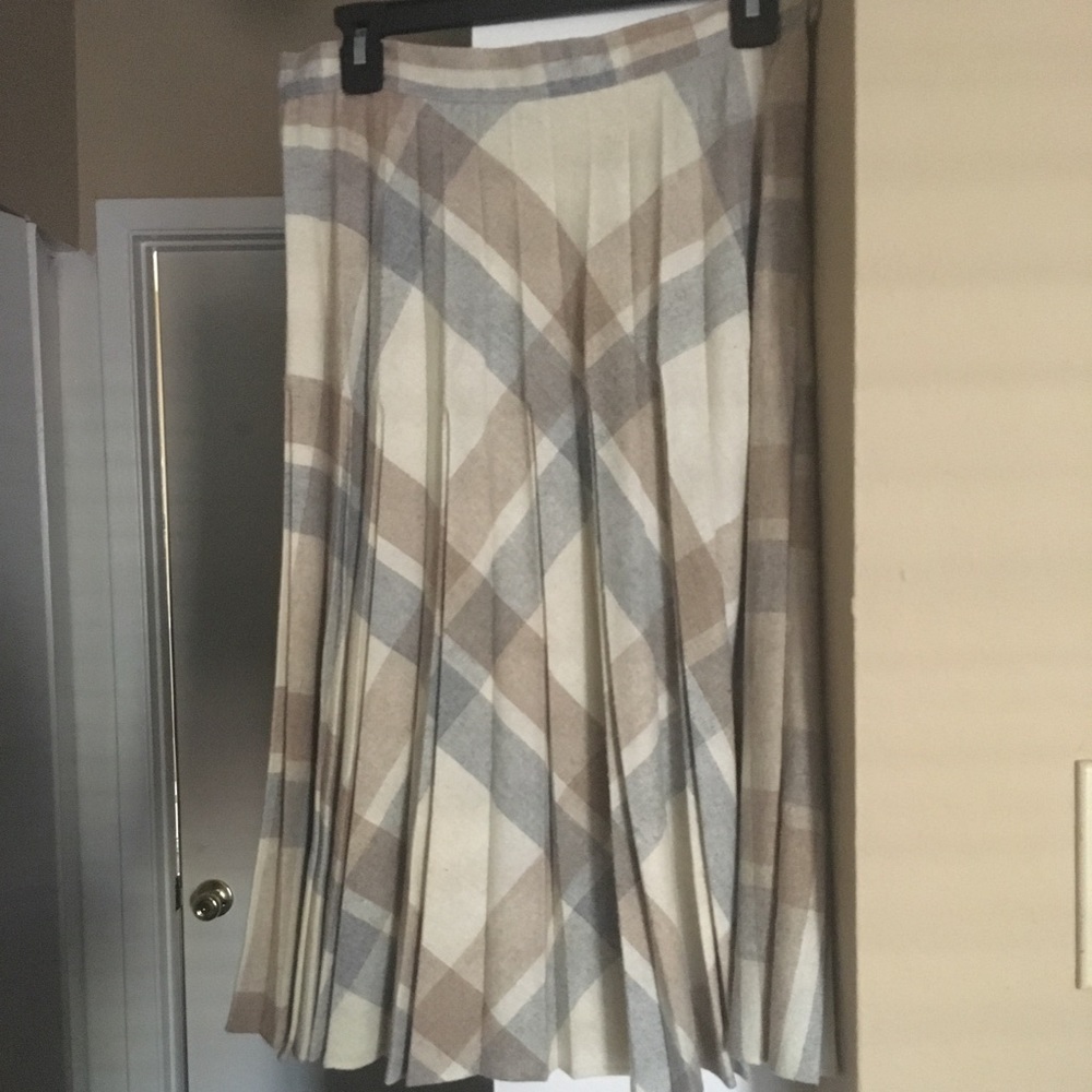 Plaid skirt